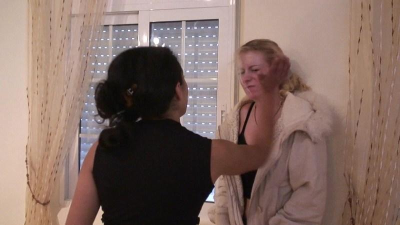 Nasty Natascha, Willow - Bitch Slapping My Freind For Cheeting With My Man 720p