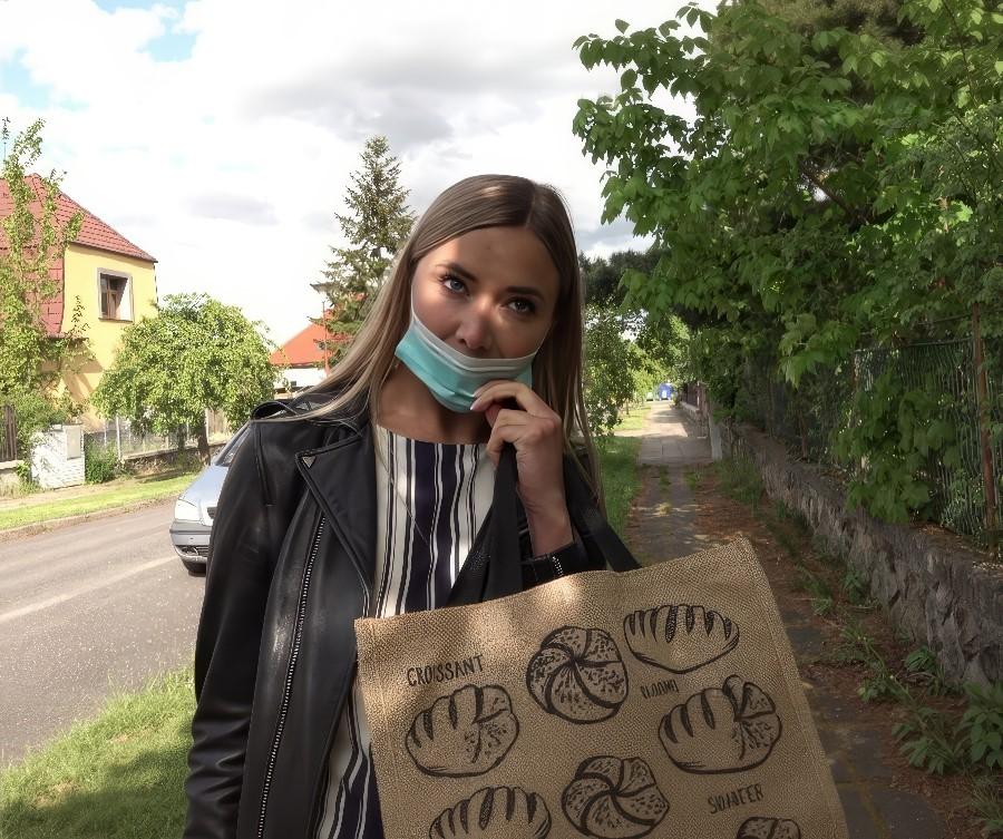 Polina Maxim - Food Car Massacre FullHD 1080p