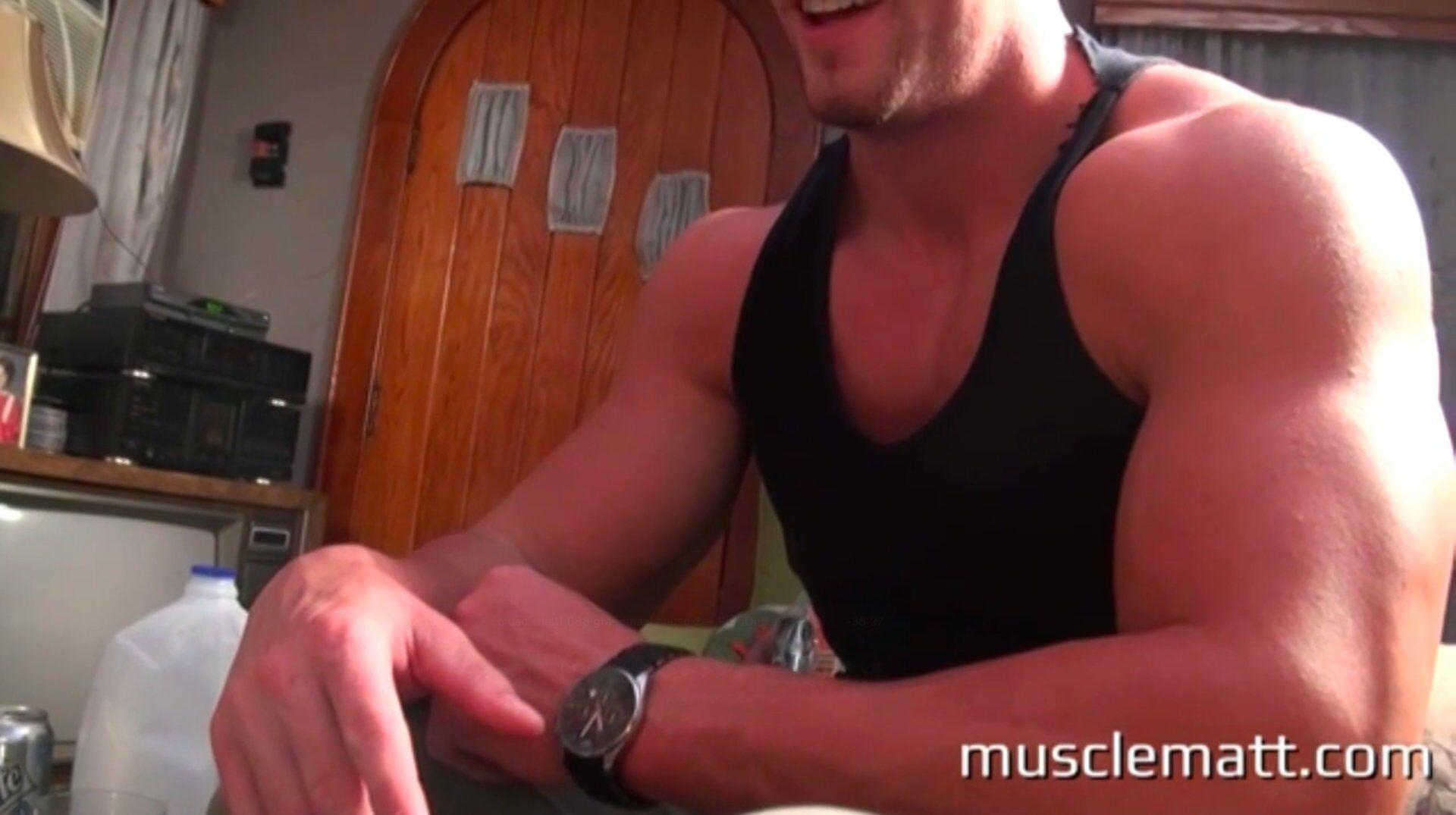 MuscleMatt - Grandma's House 2 - HD/720p